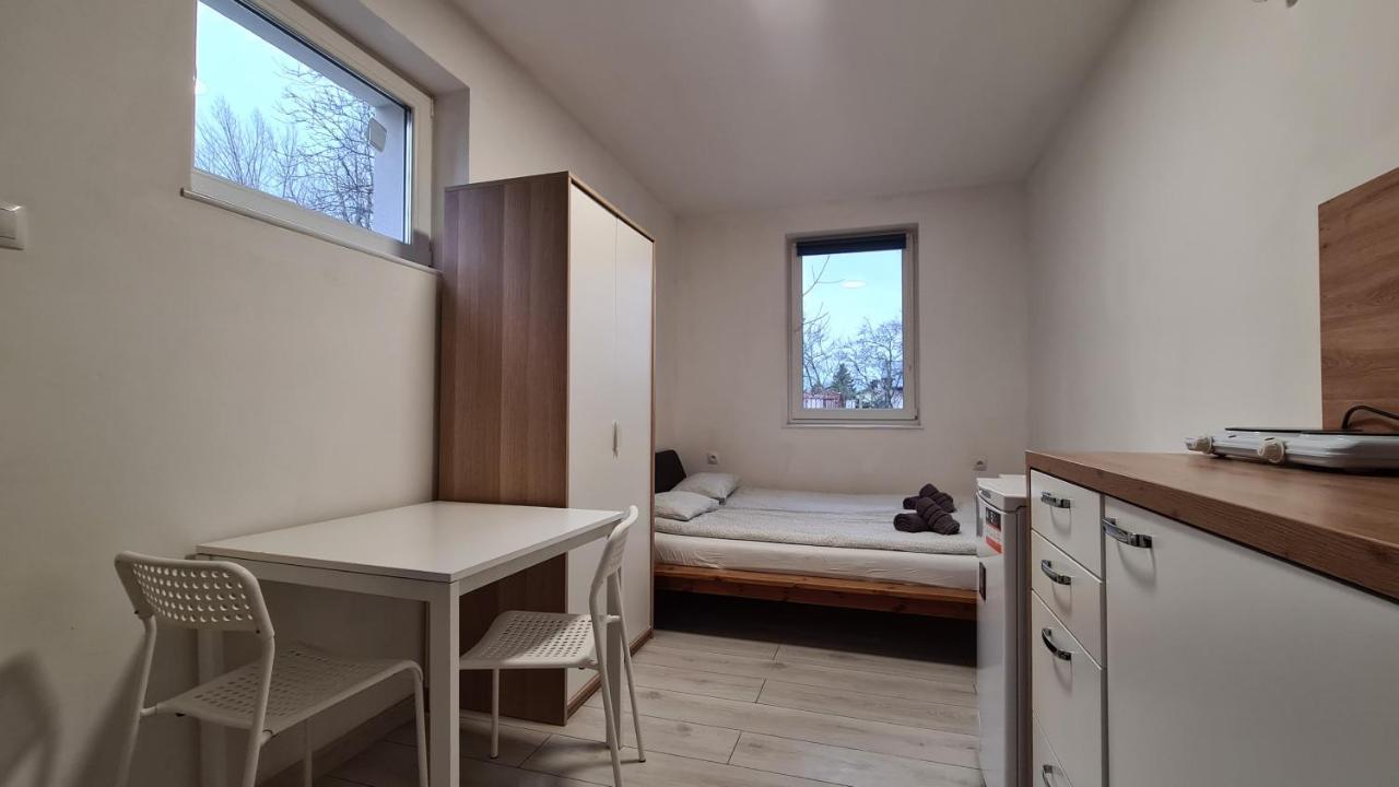 Studio I Pokoje I Pokoje Z Lazienkami Apartman Gdańsk Kültér fotó