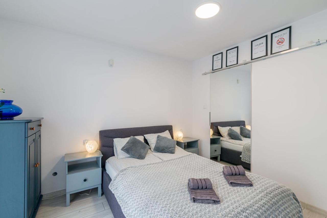 Studio I Pokoje I Pokoje Z Lazienkami Apartman Gdańsk Kültér fotó
