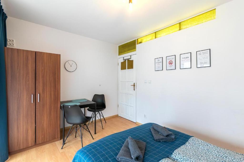 Studio I Pokoje I Pokoje Z Lazienkami Apartman Gdańsk Kültér fotó