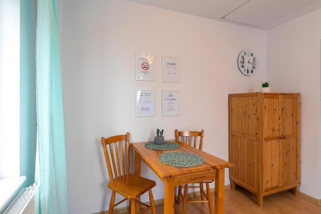 Studio I Pokoje I Pokoje Z Lazienkami Apartman Gdańsk Kültér fotó