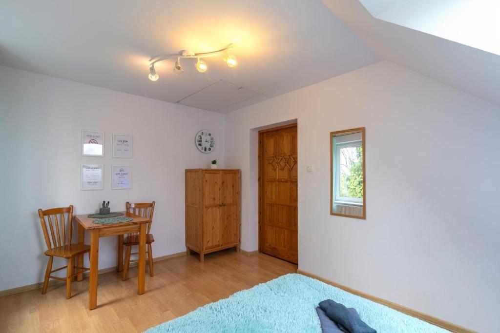 Studio I Pokoje I Pokoje Z Lazienkami Apartman Gdańsk Kültér fotó